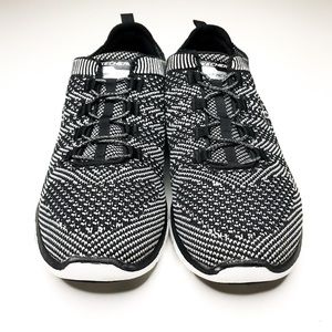 skechers stretch fit sneakers